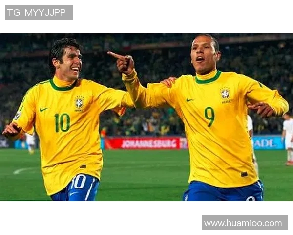 城南足球俱乐部与光州FC激情对决展现足球魅力与团队精神