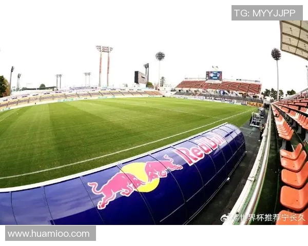 札幌冈萨多迎战大宫松鼠争夺联赛关键三分的激烈对决