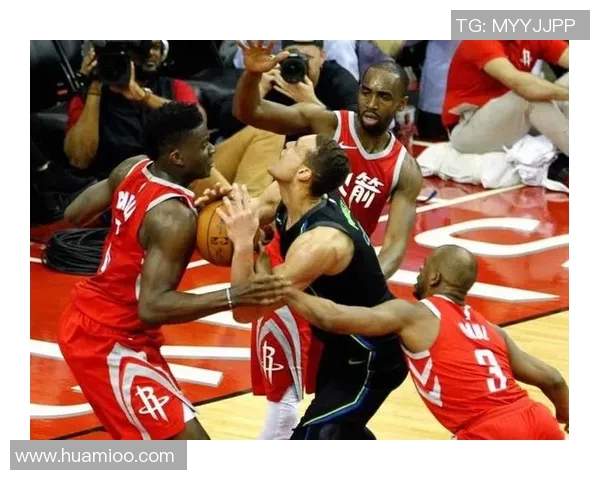 火箭队与尼克斯季前赛精彩对决展现新赛季球队实力与战术布局