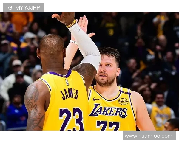 湖人队与火箭队激战正酣精彩瞬间回顾与战术分析