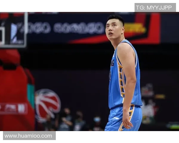 翟晓川：从篮球场上的拼搏者到年轻人的榜样之路