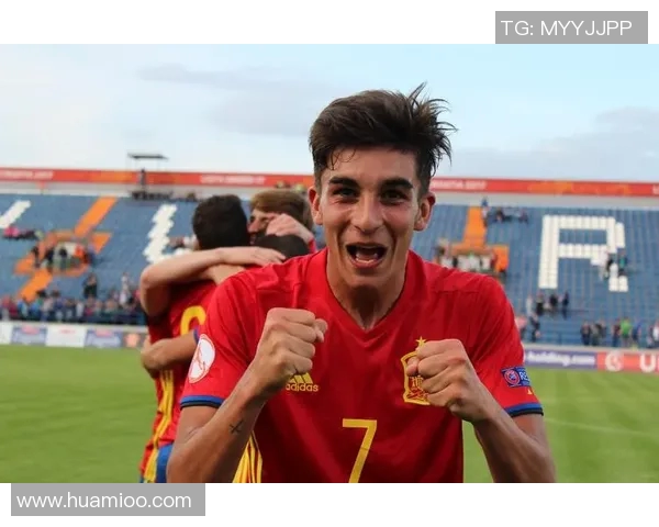 费兰托雷斯的足球之路与未来展望:从新星到顶级球员的成长历程 费兰托雷斯的足球之路与未来展望:从新星到顶级球员的成长历程