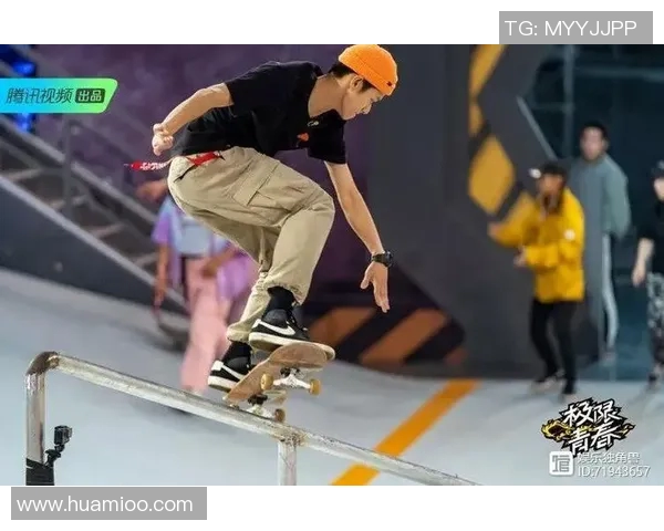 重庆滑板队在极限运动会中以54分领先积分榜，展现出色实力与团队合作精神