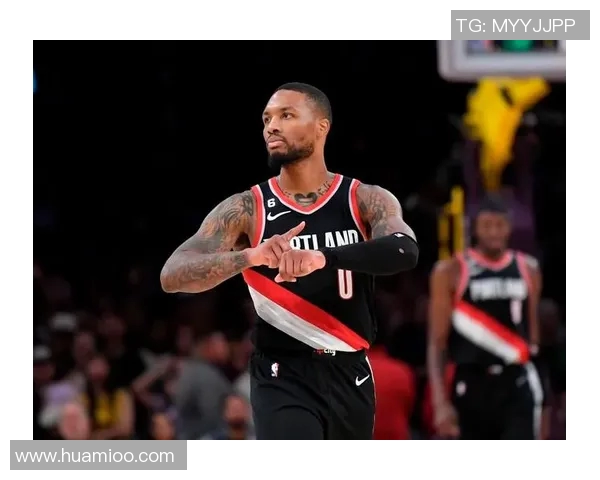 达米安利拉德:从新秀到NBA巨星的传奇之路与奋斗历程 达米安利拉德:从新秀到NBA巨星的传奇之路与奋斗历程