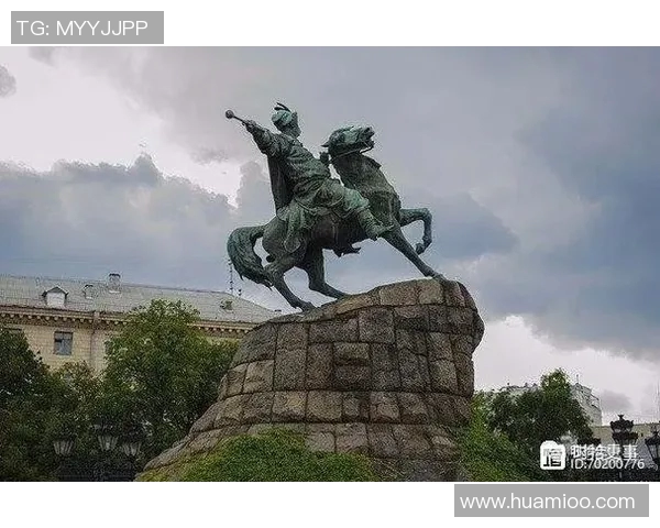 钟诚:在时代浪潮中探索创新与责任的年轻领袖之路 钟诚:在时代浪潮中探索创新与责任的年轻领袖之路