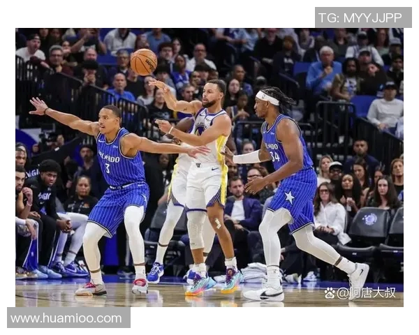 魔术队在东部总决赛中对决公牛队的精彩战况分析与回顾 魔术队在东部总决赛中对决公牛队的精彩战况分析与回顾